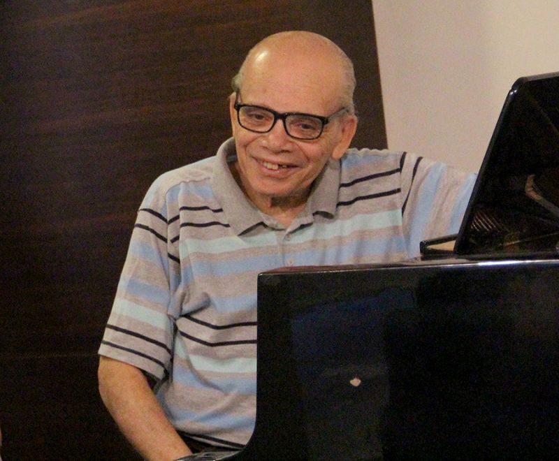 murilo-santos-ao-piano-na-abm-em-2016-min_V19N8W